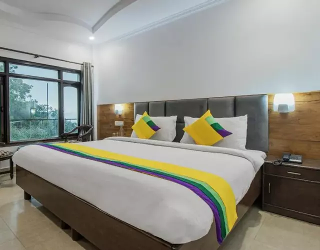 Itsy Hotels Peak View, 300 Mts From Mall Road