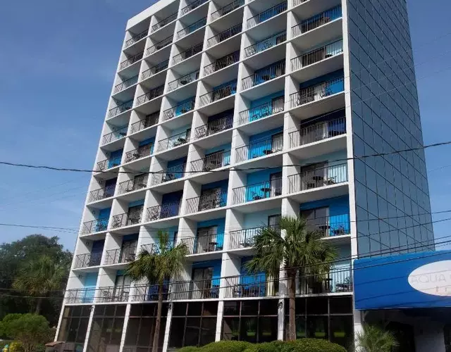 Aqua Beach Inn