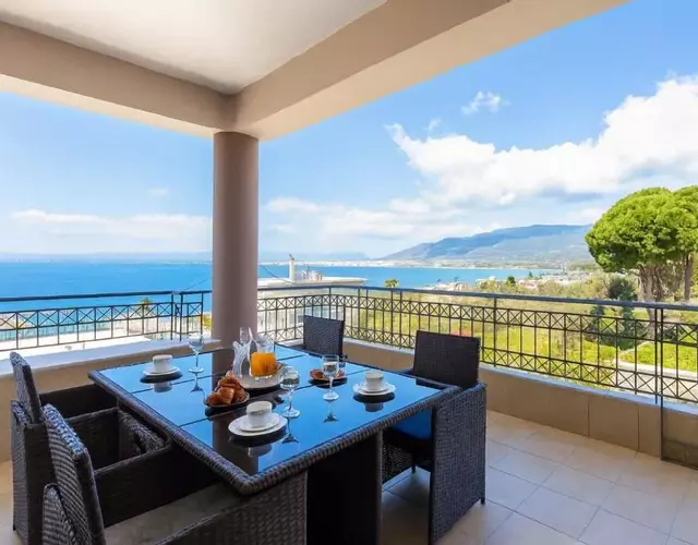 Verga Beachside Getaway with Panoramic Seaviews