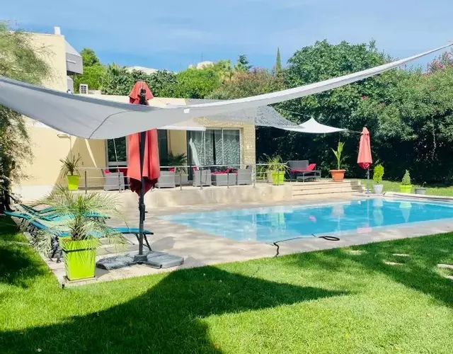 The Originals City, Hôtel Nîmes Costières