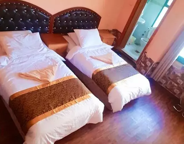 Crystal Hotel فندق كريستال
