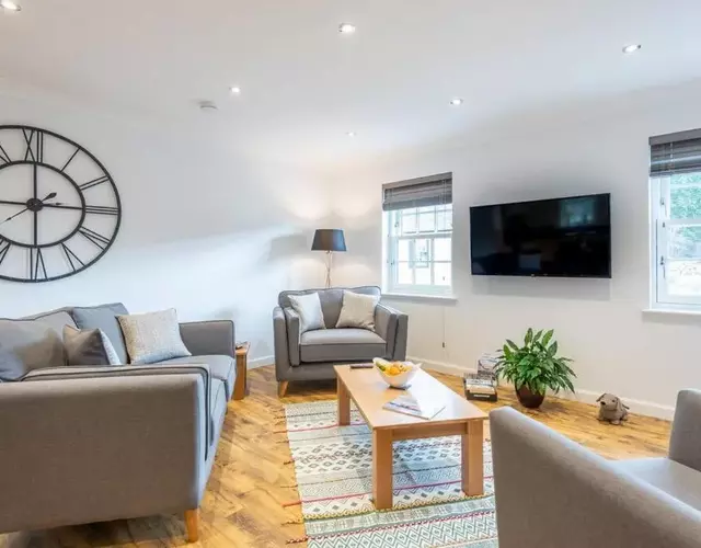 Stylish & Modern Apartment