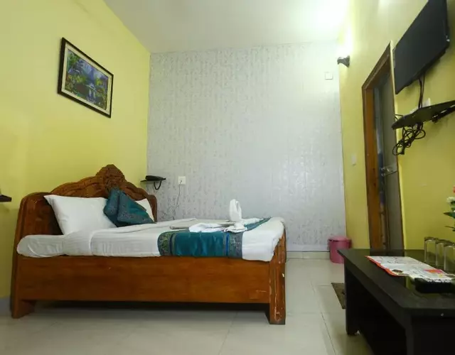 ANAND LOK VATIKA