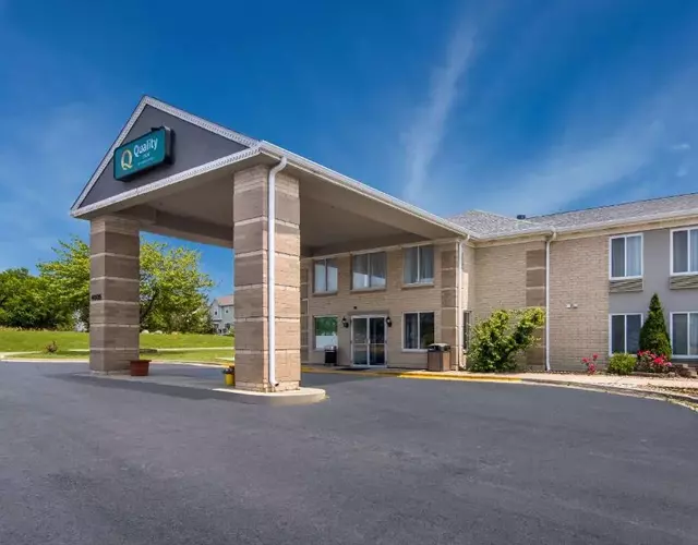 Quality Inn Aurora - Naperville Area