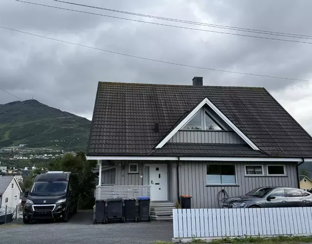 Sentral leilighet nær stadion