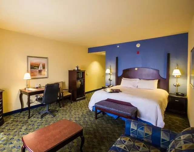 Hampton Inn & Suites Natchez