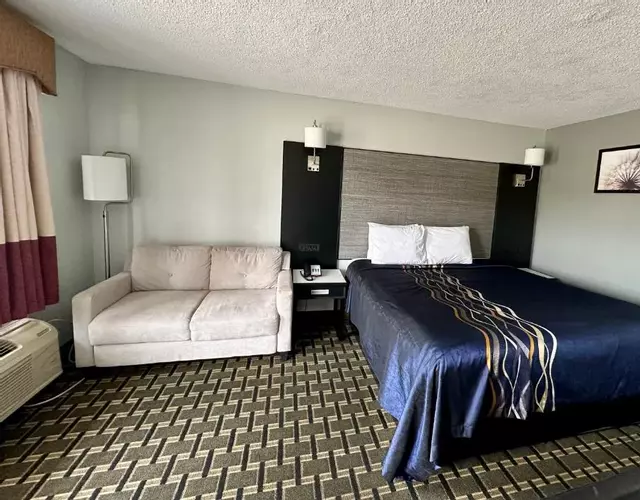 Red Carpet Inn - Natchez