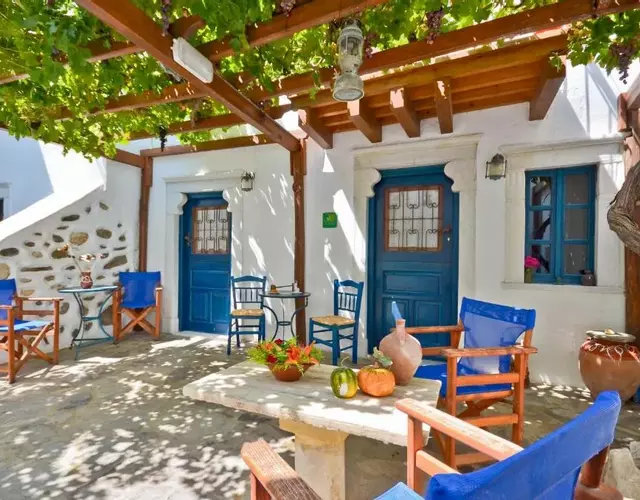 Venetiko Apartments