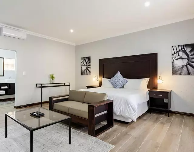 Point R40 Lodge - Conference, Self Catering & Spa