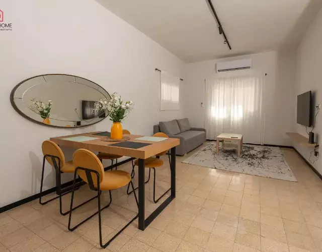 Sea view apartment with balcony