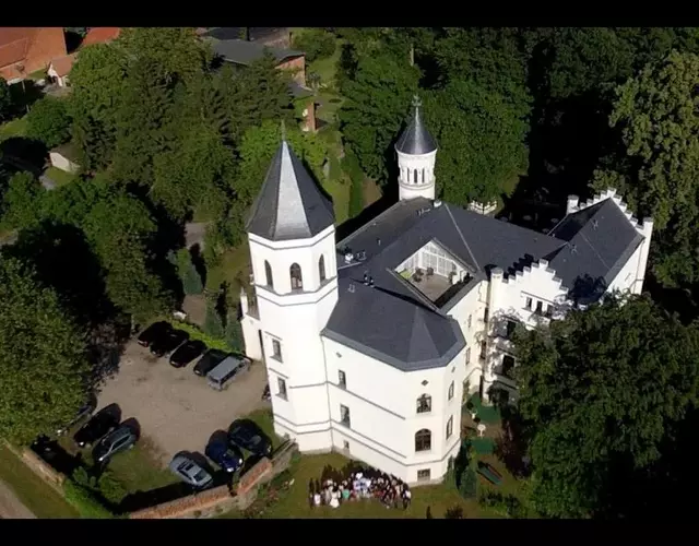 Schlosshotel Bredenfelde