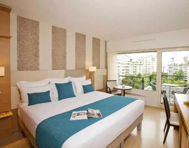 Residhome Courbevoie La Défense