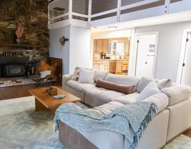 Scotts Flat Lakeside Retreat