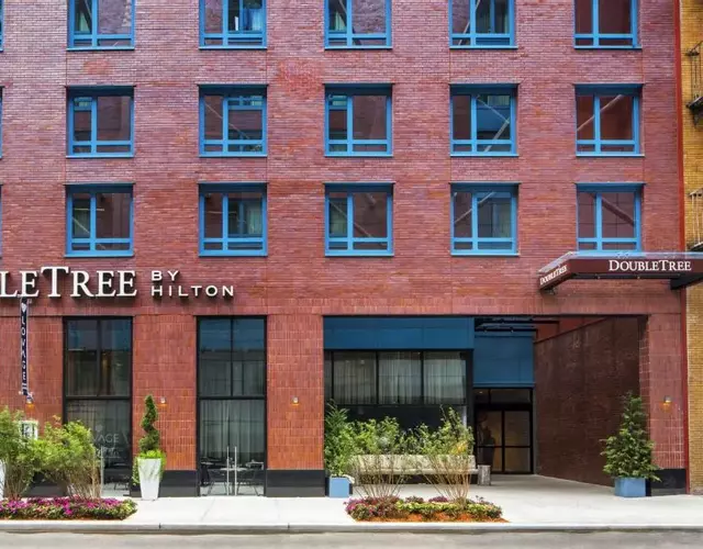 Doubletree By Hilton New York Times Square West