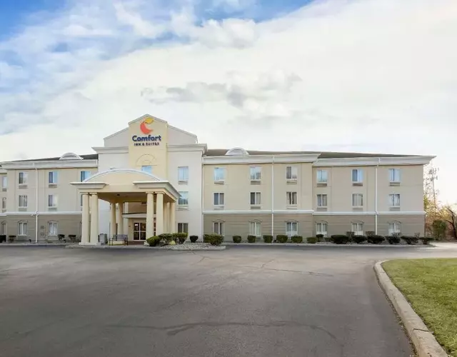 Comfort Inn & Suites Carneys Point
