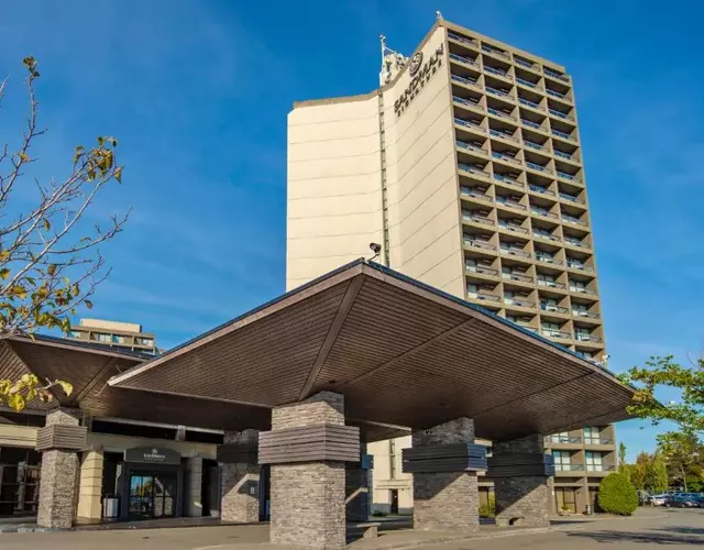 Sandman Signature Vancouver Airport Hotel & Resort