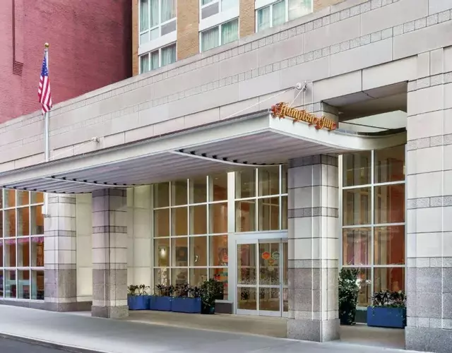 Hampton Inn Times Square Central