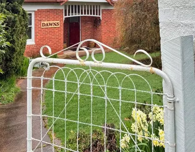 Dawns Cottage in the heart of Daylesford with Fireplace