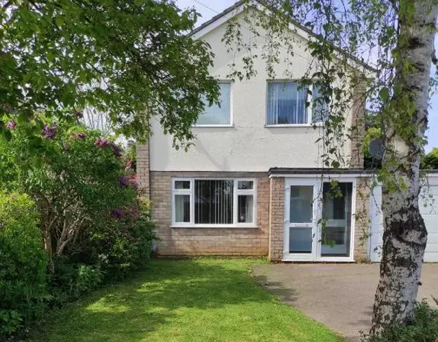 Number 8 with free parking