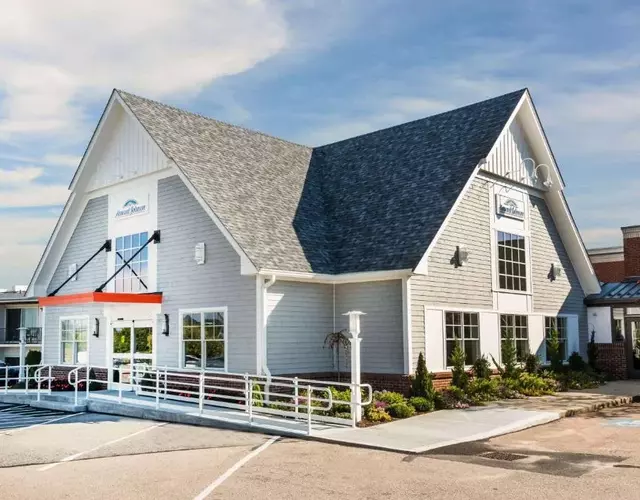 Howard Johnson by Wyndham Middletown Newport Area