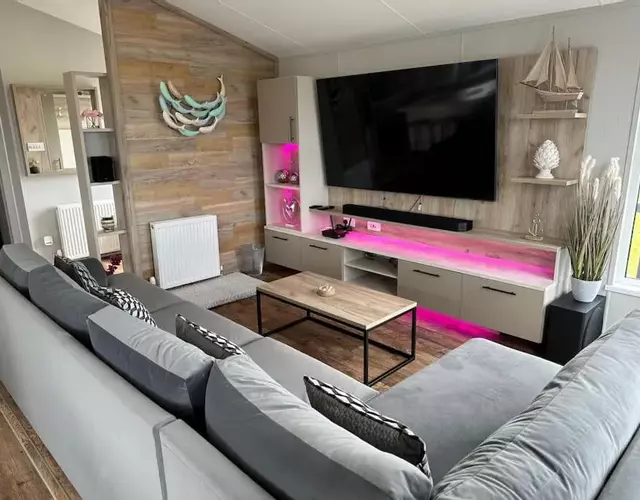 Modern Lodge with Amazing Views