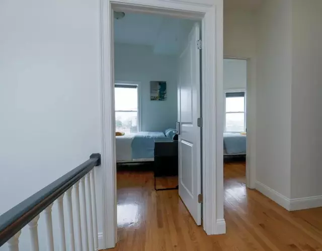 Modern & Spacious 4-Bedroom Apartment in Roxbury
