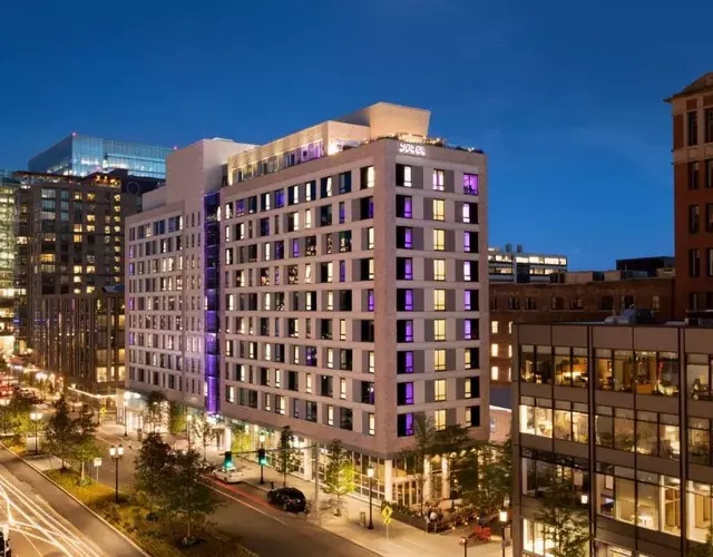 YOTEL Boston