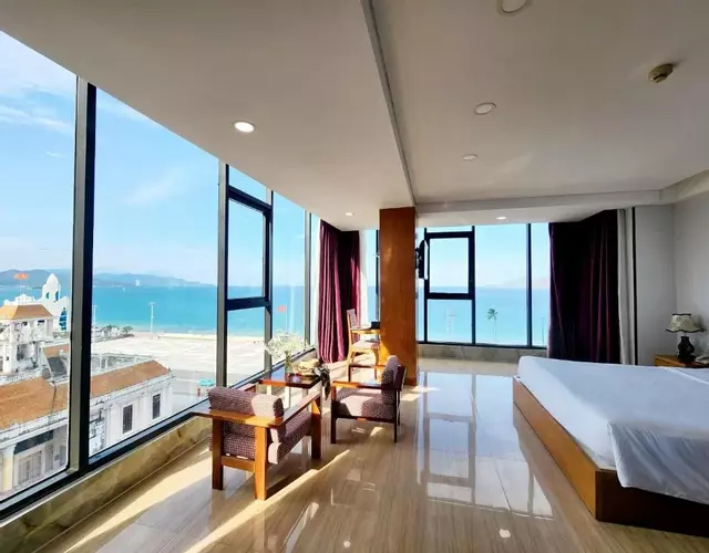 Happy Light Central Nha Trang