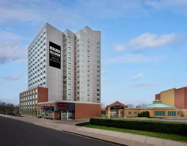 Niagara Fallsview Hotel & Suites