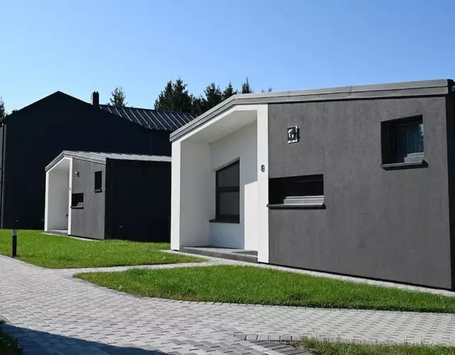 Kintų Perlas Vila keturiems IX