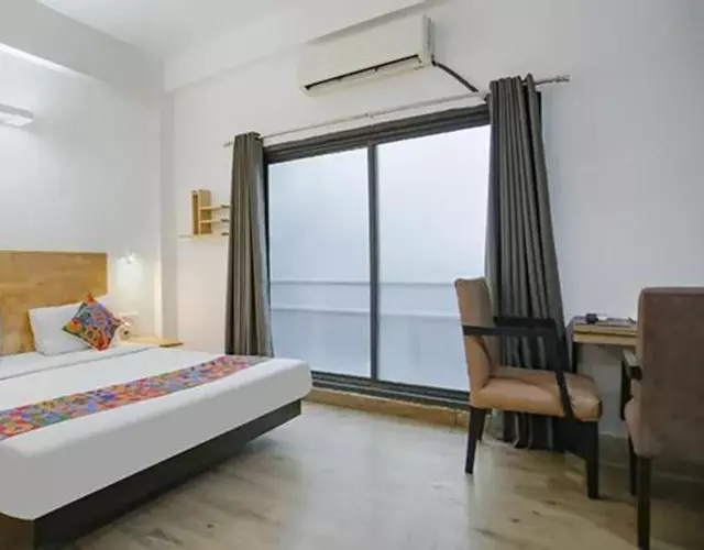 FabHotel F9 Sector 51