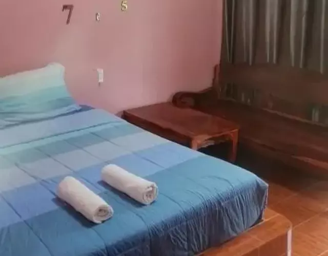 เบิ่งโขง รีสอร์ท บ้านสีกายใต้