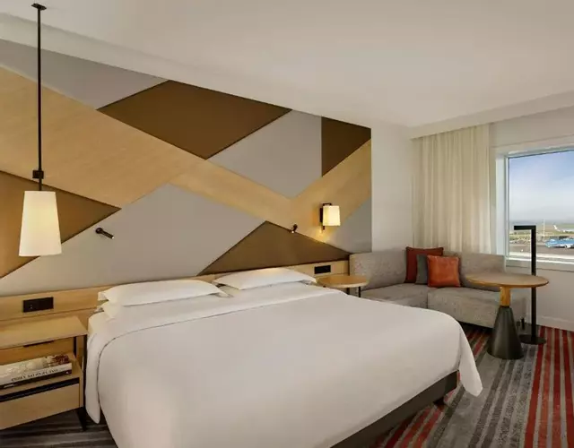 Sheraton Amsterdam Airport Hotel and Conference Center