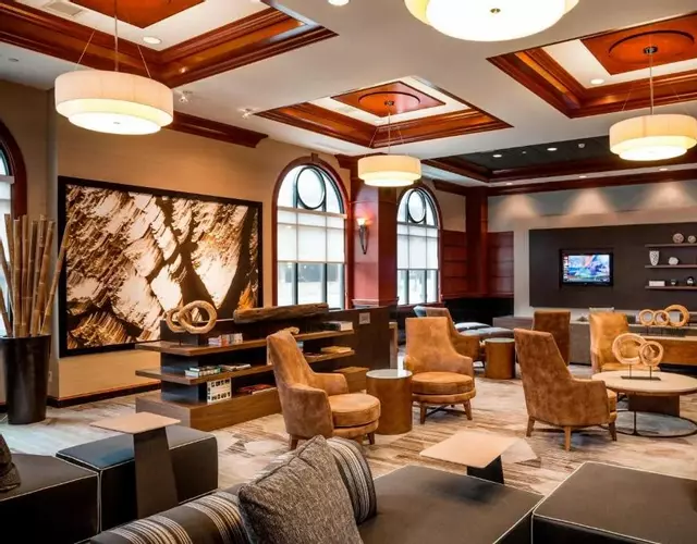 Courtyard by Marriott Norfolk Downtown