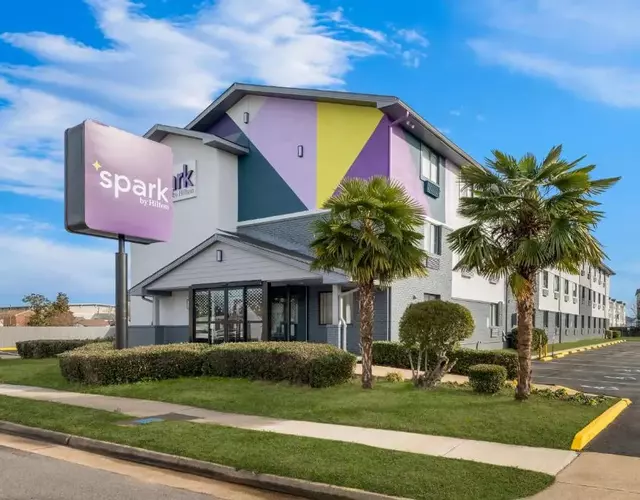 Spark by Hilton Norfolk