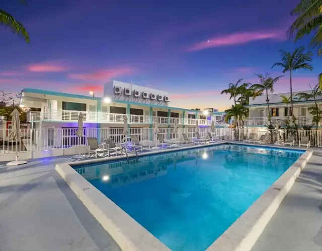 The New Yorker Hotel Miami