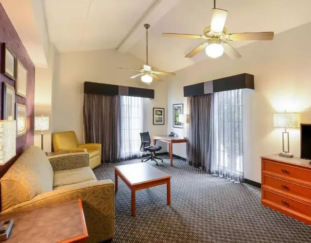 Quality Inn & Suites North Charleston - Ashley Phosphate