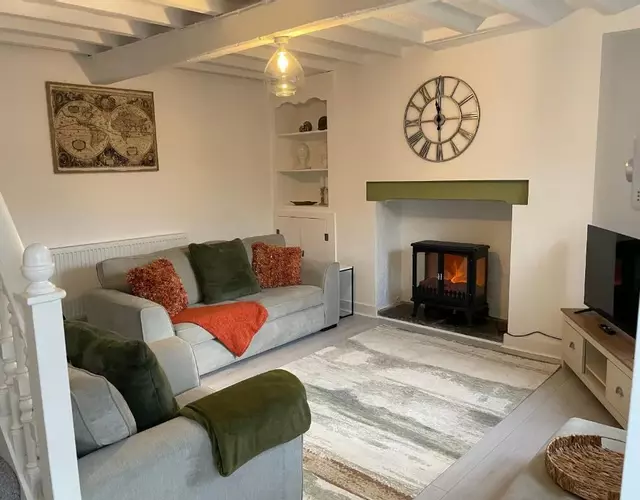 Sarn Y Mynach - Traditional Welsh Cottage