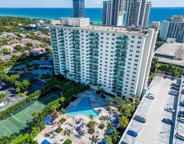Luxury Apartments with Resort Amenities Sunny Isles Beach