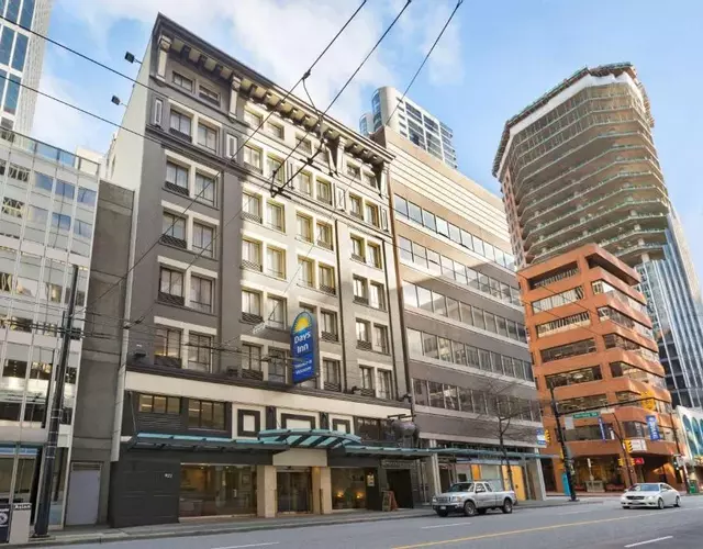 Days Inn by Wyndham Vancouver Downtown