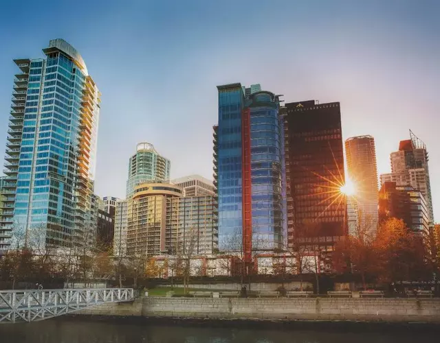 Pinnacle Hotel Harbourfront