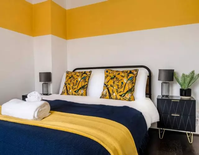 3 Bedroom, Terrace Sleeps 5, Monthly Stays