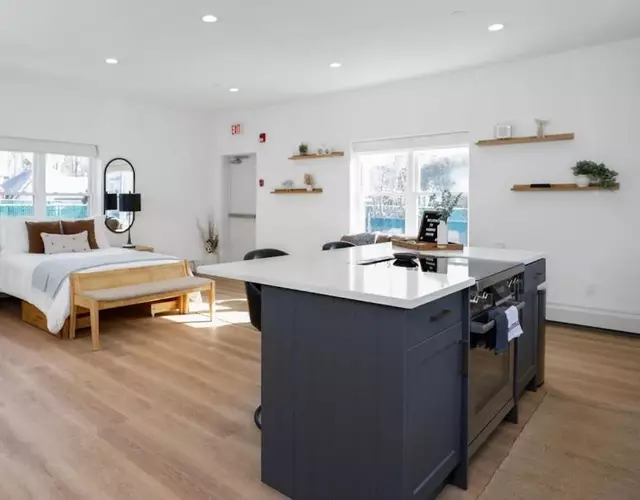 Chic Studio Close to Harbor Point