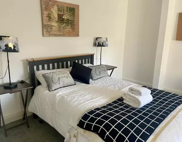 Golden Triangle Townhouse