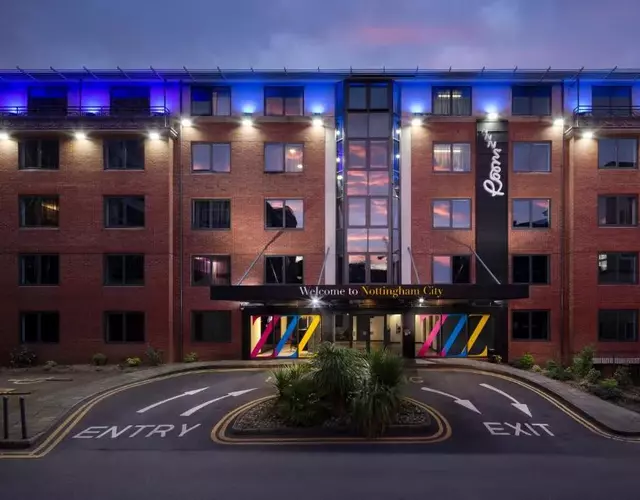 Roomzzz Nottingham City