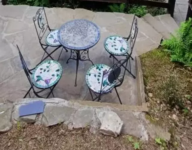 House under the Green Roof