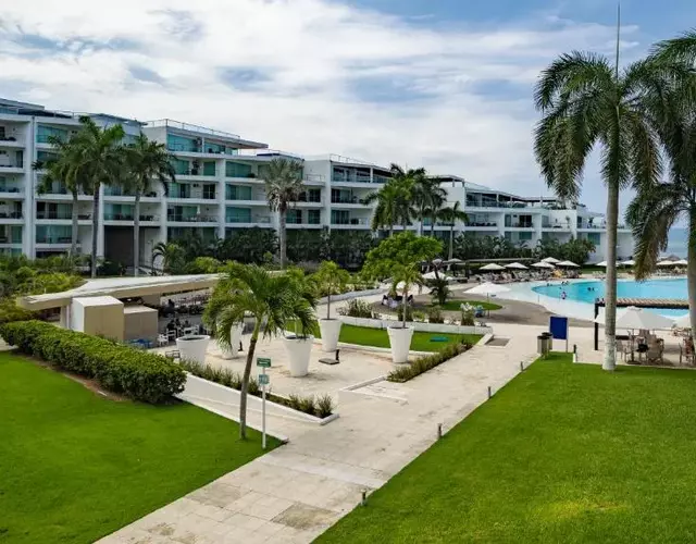 Beachfront Luxury New Vallarta Aria Ocean 176 by Kivoya