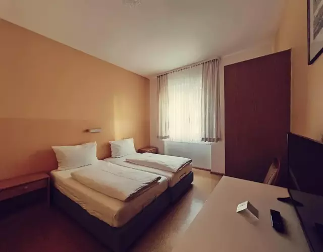 City Hotel Bauer mit Aufzug with elevator