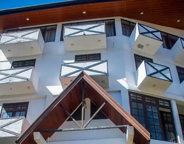 MANUDI Glenfallsedge Rest