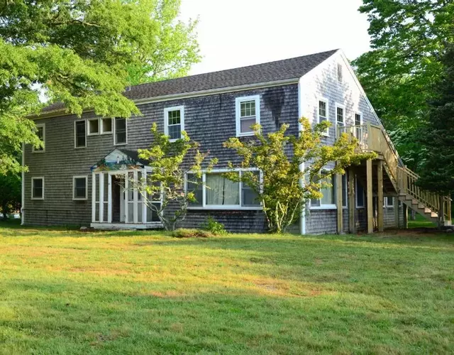 HI Martha's Vineyard Hostel